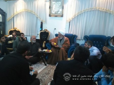 جلسه خانوادگی اعضای هیأت محبین آل‌ طاها با حجت‌الاسلام مرتضی آقاتهرانی