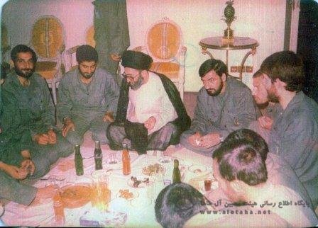 سردار سرلشگر حاج قاسم سلیمانی در قلب نیروهای ولایی جای دارد + آلبوم عکس