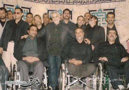 سردار سرلشگر حاج قاسم سلیمانی در قلب نیروهای ولایی جای دارد + آلبوم عکس